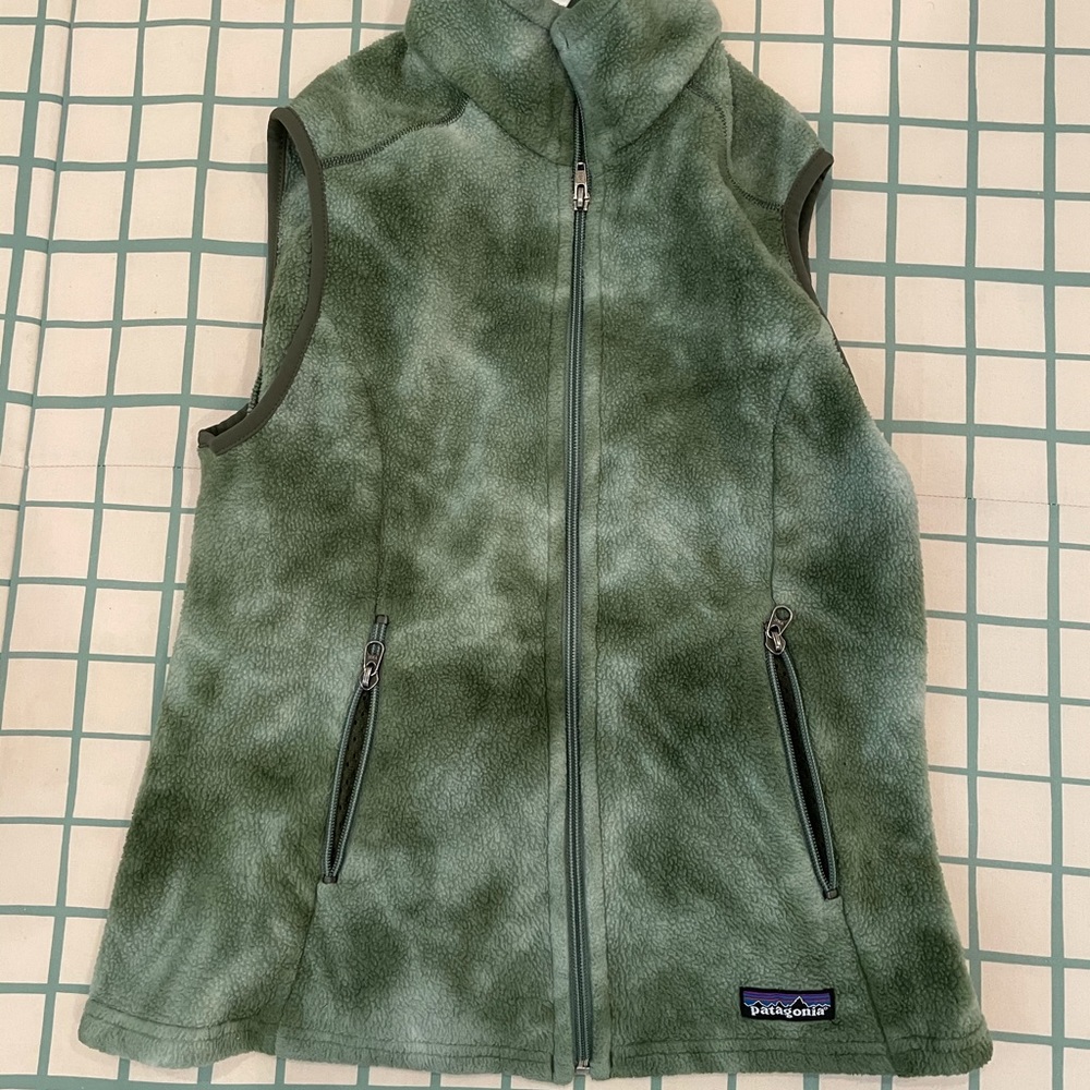 Patagonia fleece vest